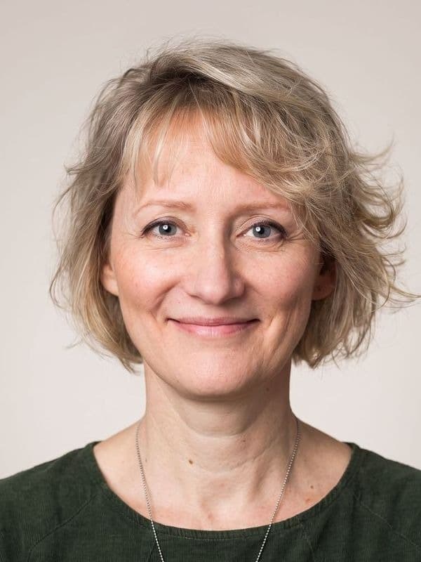 Marie Topol, Chasseuse immobilière Comète